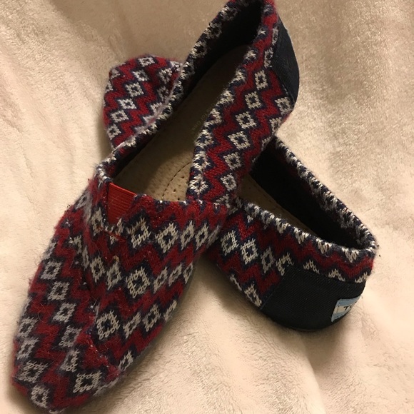 Toms Women’s Wool Classic Knit Geo Diamond Patterned Multi-Colored Slip-On Shoes - Picture 1 of 5